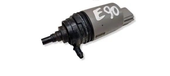 BMW 3 E90 E91 Windscreen/windshield washer pump 6934159