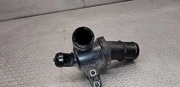 Mercedes-Benz B W245 Thermostat/thermostat housing A6402000415