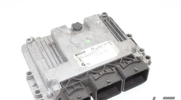 BMW 1 F20 F21 Engine control unit/module 0261201743 7600008