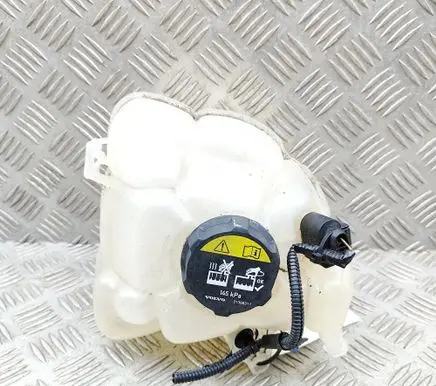 Volvo XC60 Coolant expansion tank/reservoir 31368311 31465682