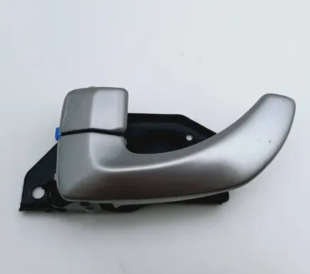 Hyundai Terracan Rear door interior handle 