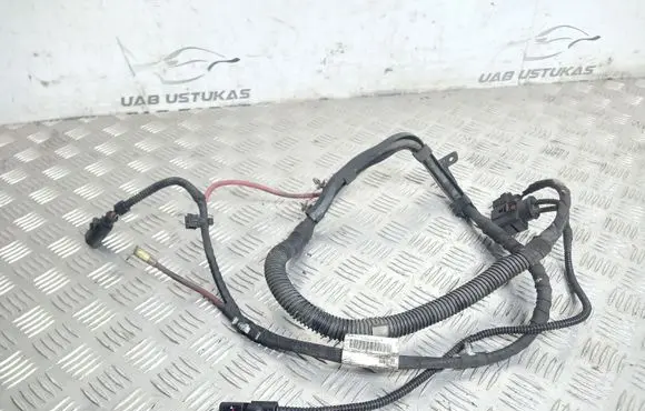 Volkswagen PASSAT B7 Cooling fan wiring 3C2971111T