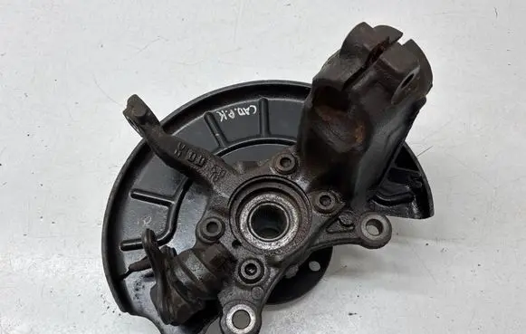 Volkswagen Caddy Front wheel hub 