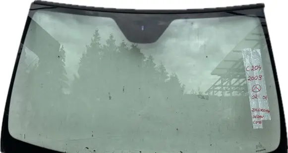Mercedes-Benz C W204 Front windscreen/windshield window 2046701001