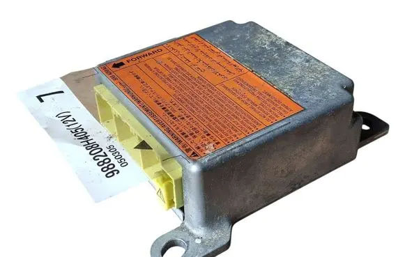Nissan X-Trail T30 Airbag control unit/module 988208H405