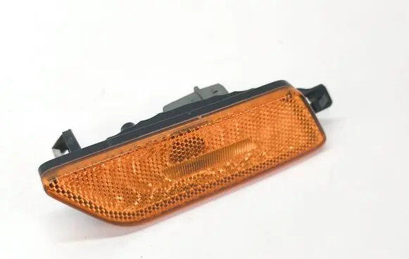 Porsche Macan (95B) Front fender indicator light 95B945120