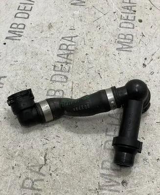BMW 4 F36 Gran coupe Engine coolant pipe/hose 8518749