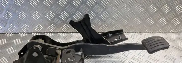 Volvo V70 Brake pedal 31201791