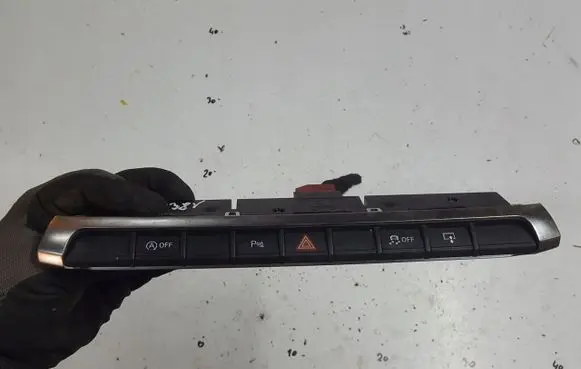 Audi A3 S3 8V A set of switches 8V0925301AR