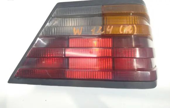 Mercedes-Benz E W124 Rear/tail lights 0153373R3
