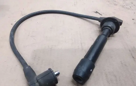 Hyundai Tucson JM Plug wire 