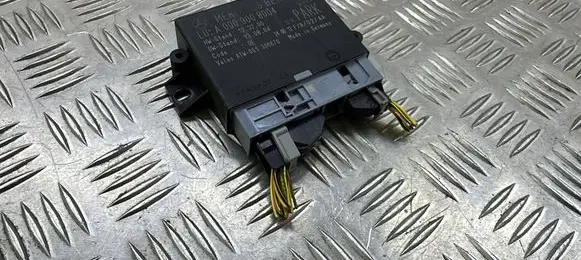 Mercedes-Benz E W212 Parking PDC control unit/module A0009008004