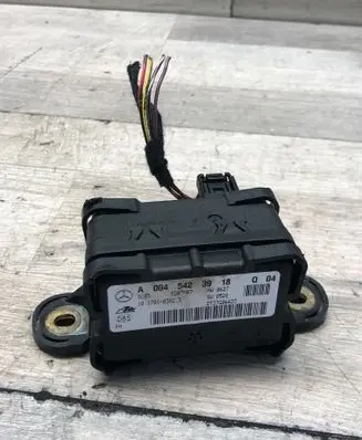 Mercedes-Benz R W251 ESP acceleration yaw rate sensor A0045423918 FD07M07 DT37G06A33