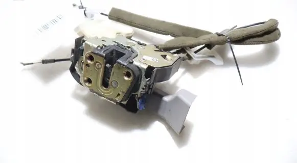 Nissan Altima Front door lock