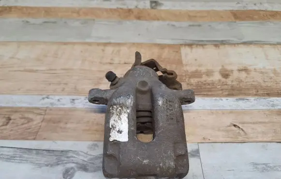 Citroen C4 I Rear brake caliper