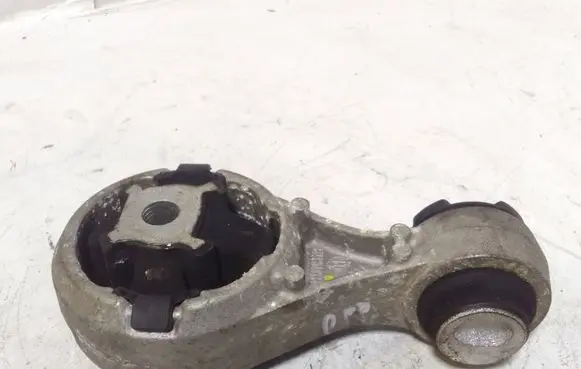 Nissan Qashqai+2 Engine mount bracket 11350JD000