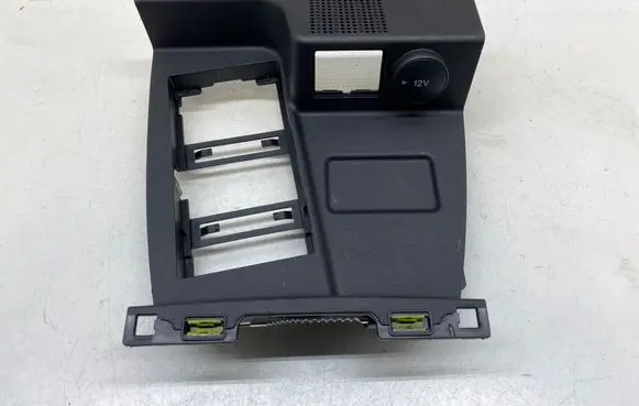 Ford Focus Dashboard lower bottom trim panel NX7BA048W42A