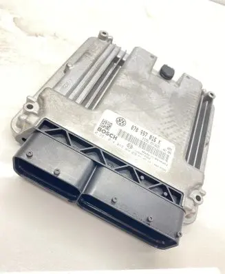 Volkswagen Transporter - Caravelle T5 Engine control unit/module 070997016K 0281014048 1039S19950
