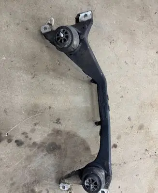 Audi Q7 4L Front subframe 7L6199207B