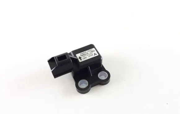 Isuzu D-Max Airbag deployment crash/impact sensor 8980137960 A3155A342550U176