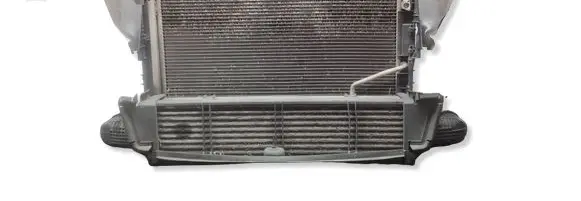 Mercedes-Benz C AMG W204 Radiator set A2045000393