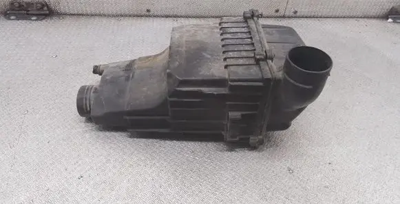 Peugeot 206 Air filter box 9634107180