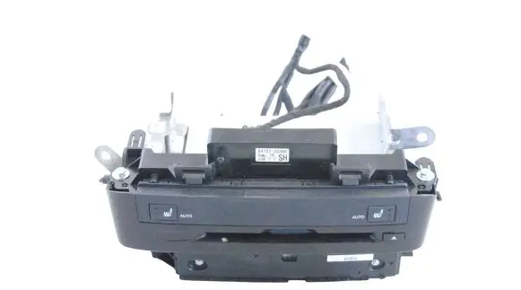 Lexus ES 250 - 300 - 330 Radio/CD/DVD/GPS head unit 8614033F60