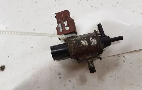 Mazda 6 Vacuum valve K5T46591