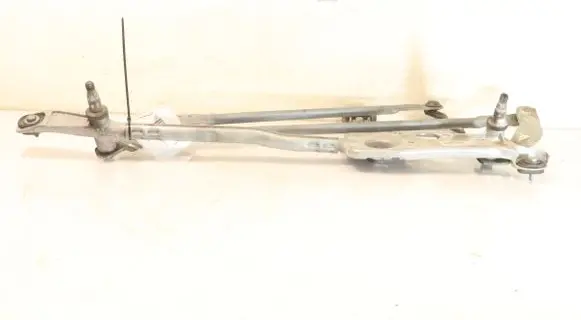 Peugeot 308 Front wiper linkage 