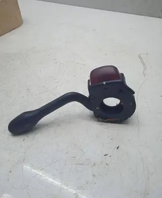 Volkswagen Polo III 6N 6N2 6NF Indicator stalk 37026