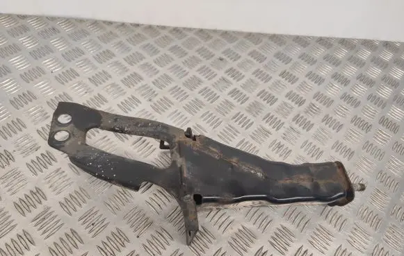 Volvo XC70 Front bumper shock/impact absorber 