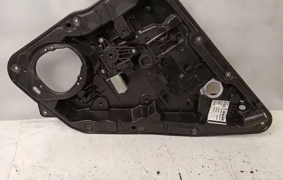 Mercedes-Benz GLA W156 Rear door window regulator with motor A2047302835 A1767300279 A2468200100