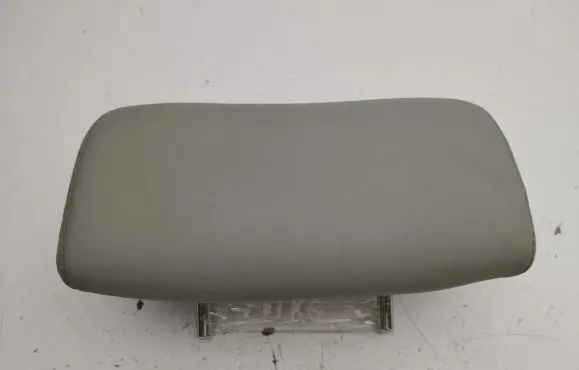 Lexus IS 220D-250-350 Rear seat headrest 