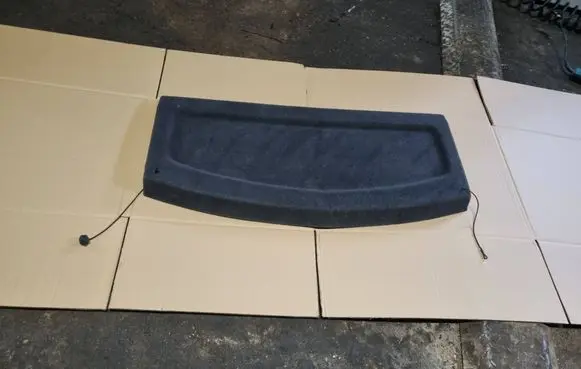 Volkswagen Golf V Parcel shelf 1K6867769