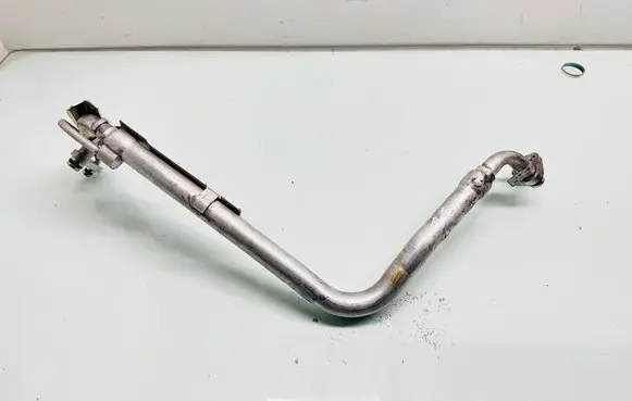 Cupra Formentor Air conditioning (A/C) pipe/hose 5WB816738F