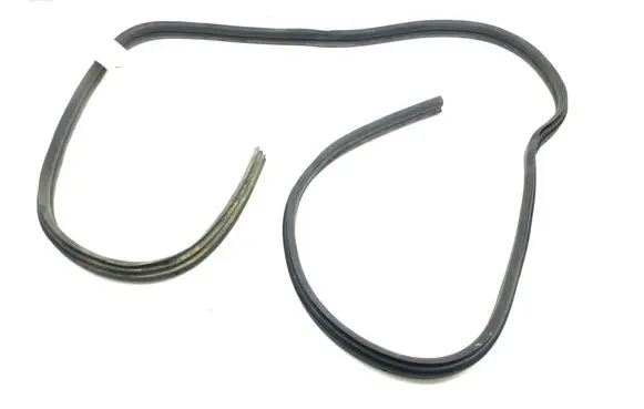 Mercedes-Benz Citan W415 Rubber seal sliding door (on door) A4157210180