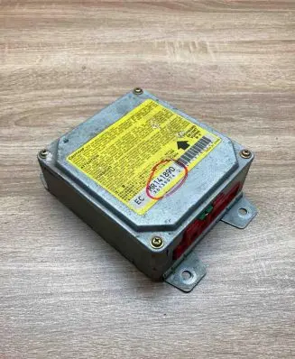 Mitsubishi Galant Airbag control unit/module MR141890 X6T39074