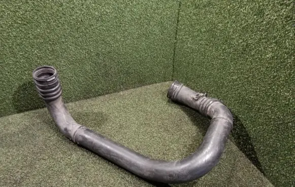 Renault Master III Intercooler hose/pipe 8200230579