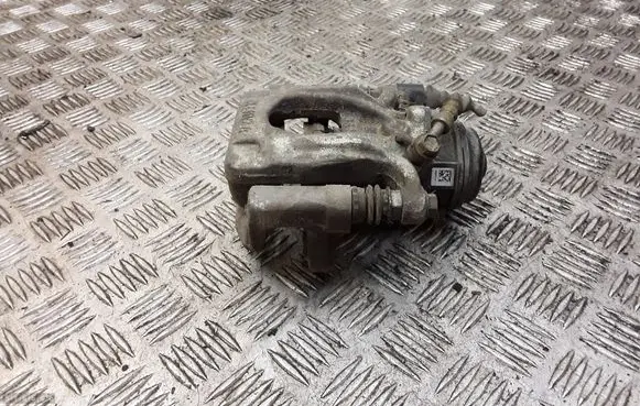 Nissan Leaf I (ZE0) Rear brake caliper 