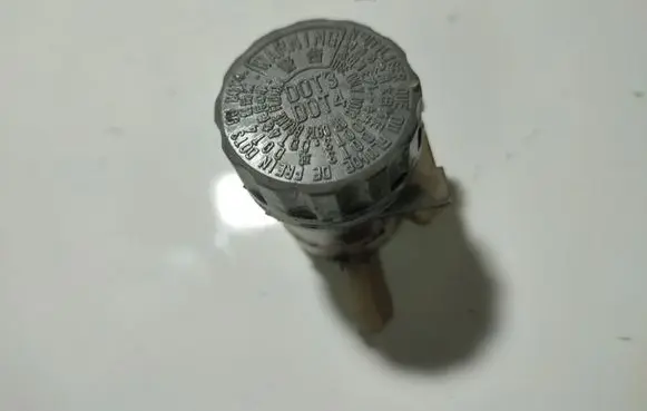 Brake fluid reservoir
