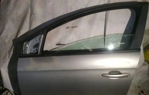 Fiat Bravo Front door rudos