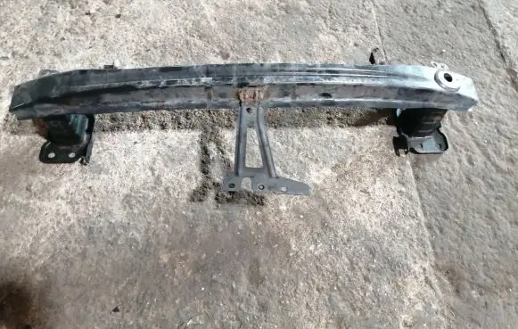 Skoda Superb B6 (3T) Front bumper cross member