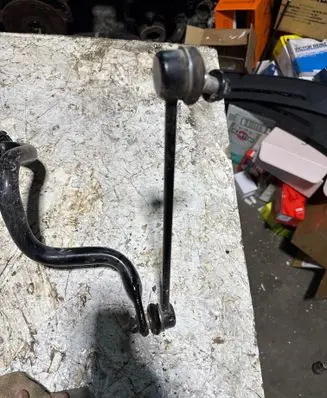 Front anti-roll bar/sway bar