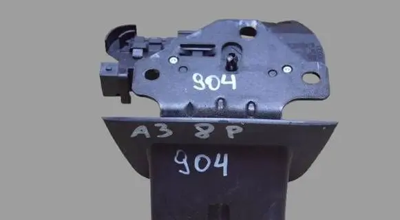 Audi A3 S3 8P Tailgate/trunk/boot lock/catch/latch 8P4827505C