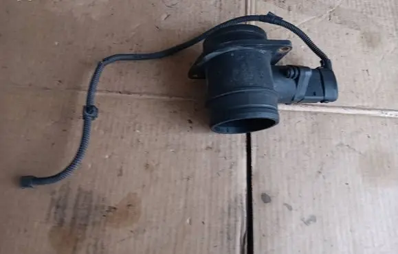 Volkswagen Sharan Mass air flow meter 06A906461 0280217121