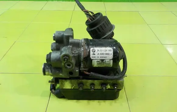 BMW Z3 E36 ABS Pump 1164095