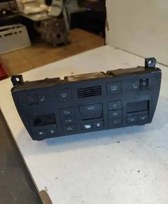 Audi A6 S6 C5 4B Climate control unit 4B0820043AK