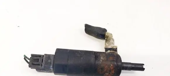 Ford Kuga I Headlight washer pump 5W9313K082AA