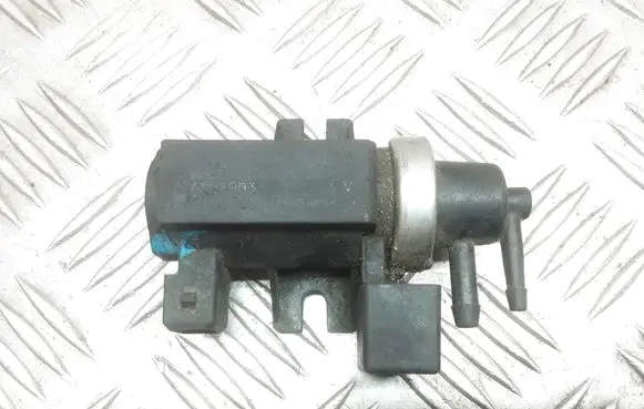 KIA Carnival Turbo solenoid valve 72190337