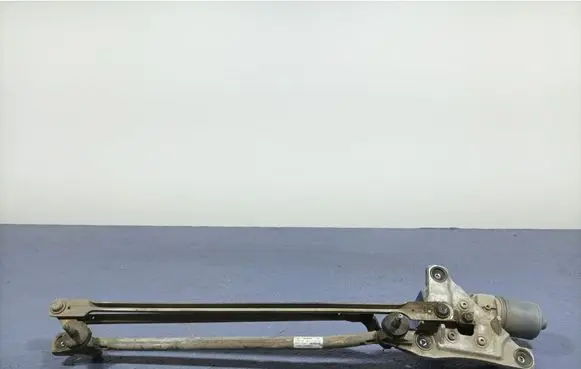 Volvo S40 Front wiper linkage and motor 31253518